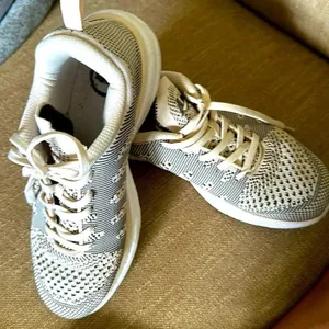 APL TechLoom Pro Anthropologie Exclusive Knit Running Sneakers Tan Women 7.5 thumbnail 1