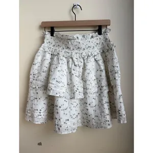 Cleobella x Arrows & Bow Organic Cotton Floral Smocked Ruffle Mini Skirt White M thumbnail 3
