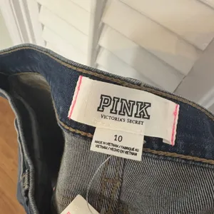 PINK Victoria’s Secret High Waisted Cut Off ‎ Denim Shorts Size 10 thumbnail 4