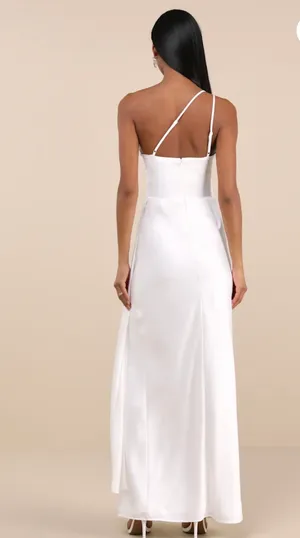 Lulu's Ivory One-Shoulder Gown with High Side Slit thumbnail 2