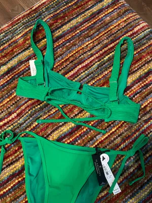 Victoria's Secret Emerald Green Two-Piece Bikini Set 32A top & small bottom NWT thumbnail 9