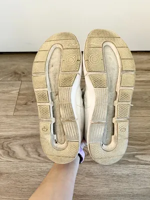 On Women's The Rodger Clubhouse Tennis Sneaker in White Size 8.5 thumbnail 8