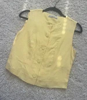 Linen vest button top thumbnail 1