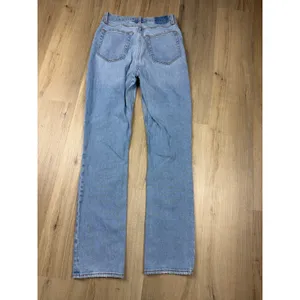 Abercrombie & Fitch 90s Slim Straight‎ Ultra High Rise Jeans Light Wash 27/4 thumbnail 3
