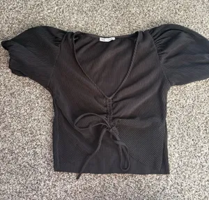 Zara top thumbnail 1