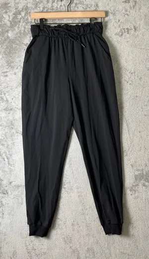 Lululemon Stretch High-Rise Jogger Black Size 6 Athletic Travel Athleisure‎ thumbnail 1
