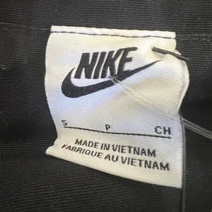 NWT NIKE Oversized Woven Jacket thumbnail 8