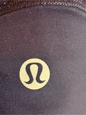 Lululemon Energy Bra High Neck Long Line Zip Special Edition Black Gold 10 thumbnail 4