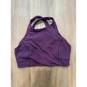Lululemon Simply‎ Bare Sports Bra Women's Size 4 Purple thumbnail 2