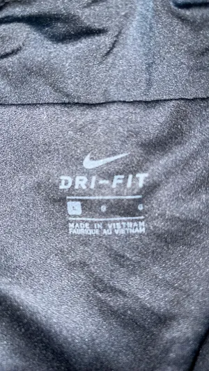 Nike running shorts thumbnail 2
