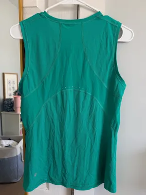 Lululemon Tank thumbnail 2