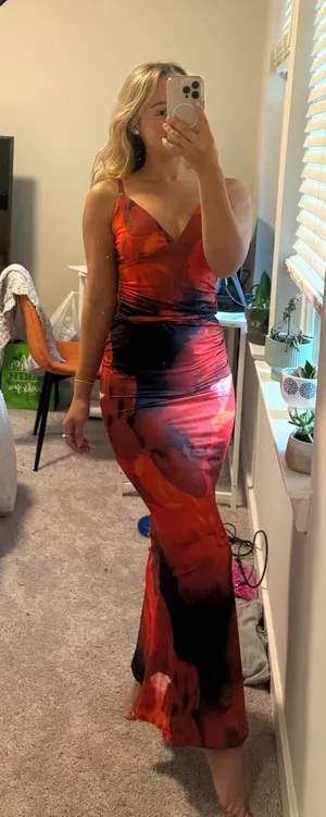 SHEIN Red & Black Floral V-Neck Maxi Dress thumbnail 1