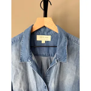 Cloth & Stone Chambray Button Down Tie Front Blouse Medium thumbnail 2