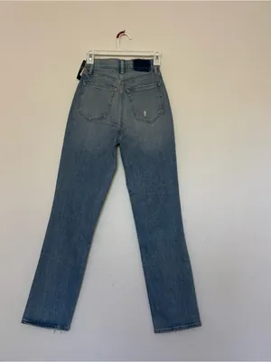 Abercrombie & Fitch “the 90’s Straight ultra high Jeans” thumbnail 4