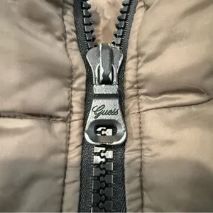 Guess Detachable Hoodie Puffer Jacket Women’s Size Large Taupe Outerwear Casual thumbnail 6