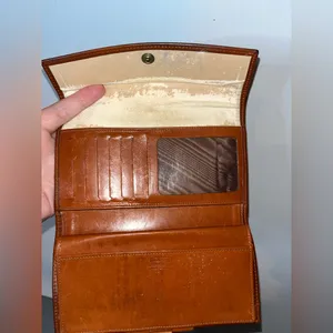 Dooney & Bourke Pebbled Leather Awl Checkbook Organizer Kisslock Trifold Wallet thumbnail 2