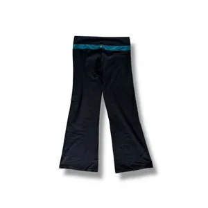 Lululemon Groove Flare Leg Pull-on Pants Black Blue Stripe Band Activewear ~14 thumbnail 3