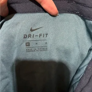 Nike shorts thumbnail 3