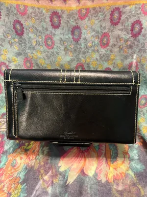 Buxton Black Leather Wallet with Cream Stitching Detail thumbnail 2
