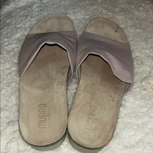 Munro Pink Mules Comfortable Slip-On Shoes thumbnail 1
