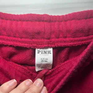 PINK Victoria's Secret Red Wide Leg Sweatpants I Heart U Heart Patch Small thumbnail 4