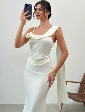 White satin dress Size M thumbnail 6
