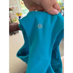 Lululemon Invigorate Training Tank Top Turquoise Tide size 2 thumbnail 3