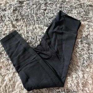Aerie Thick Lines Ribbed Leggings  thumbnail 1