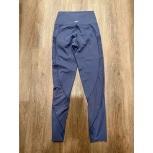 Aerie Chill Play Move Womens High Waisted Pocket Leggings Blue Medium 3802 thumbnail 2