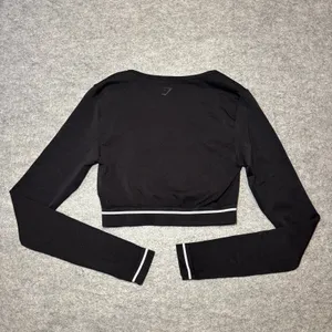 Gymshark Women's S Black Crop Top Athletic Performance Athleisure thumbnail 4
