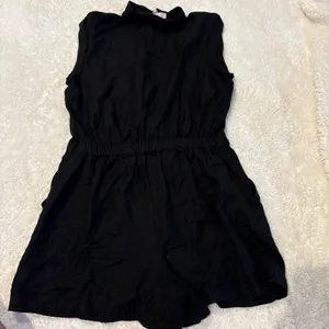 LOFT Women Black Linen Short Sleeve Romper Boho Indie Resort Casual Preppy Sz L thumbnail 2