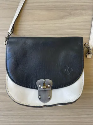 Patricia Nash Black and White Leather Two-Tone Crossbody thumbnail 3