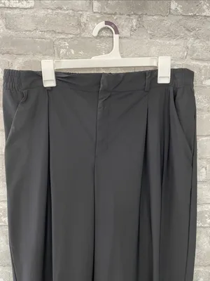 Old Navy Black SleekTech High-Rise Go Dry Pants thumbnail 2