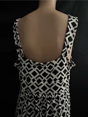 Ann Taylor Black & White Geometric Sleeveless Women’s Dress LG thumbnail 9