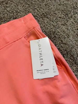Athleta Balance 4” Shorts size XL NWT thumbnail 2