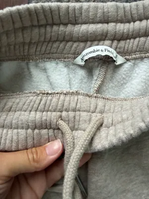 Abercrombie & Fitch Sunday Essential Shorts thumbnail 3