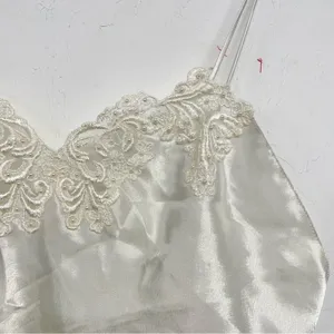 Victoria's Secret Vintage White Lace Camisole Womens M Satin Tank Top Cottage Core thumbnail 2