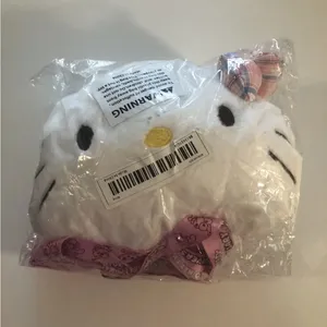 Hello Kitty Purse a Sanrio Original New Still in bag. thumbnail 5
