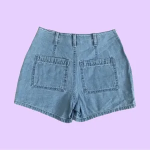 Universal Thread Two Button High Rise Denim Midi Shorts 🔥 thumbnail 2