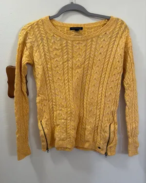 Yellow Sweater American Eagle thumbnail 1