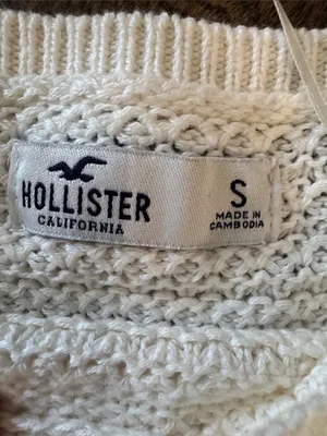 Hollister white Crochet Tie-Back Long Sleeve Crop Sweater thumbnail 2