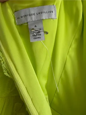 Monique Lhuillier Neon Yellow Floral Lace Maxi Gown Dress Size 4 thumbnail 4