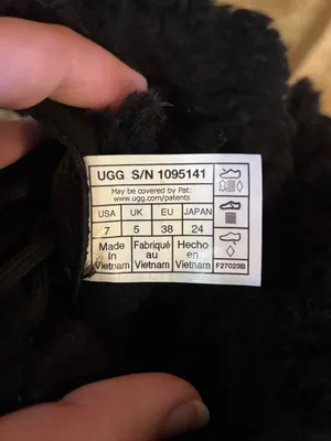 UGG women’s Adirondack III Boots sz 7 thumbnail 5