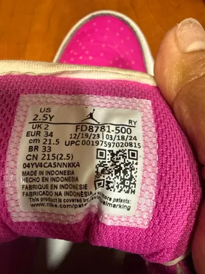 Nike Air Jordan 1 Mid Youth Size 2.5Y / Women’s 4 Pink White Sneakers thumbnail 4