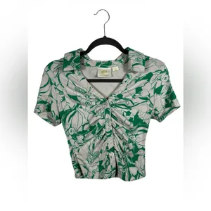 Maeve Anthropologie Green‎ Floral Ruched Button Front Top Size Small Collared thumbnail 3