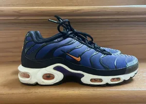 Nike Air Max Plus OG Voltage Purple Women’s Shoes thumbnail 1