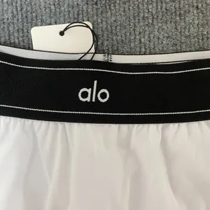 Alo Yoga white mini skirt, size M thumbnail 3