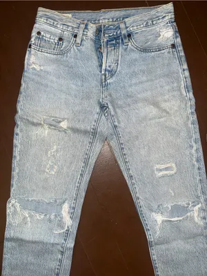 Levi’s 501 Tapered Jeans thumbnail 2