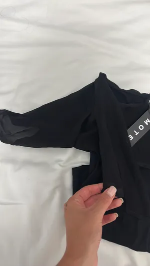Motel Rocks Top thumbnail 4
