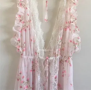 Victoria’s Secret Rosebud Chiffon Flyaway Robe thumbnail 1